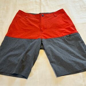 Men’s Red Camel Two Tone Red and Gray Shorts Size 29